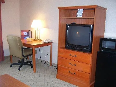 Hotel Quality & Near Geneva Woodstock