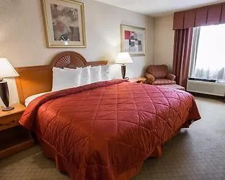 Hotel Quality & Near Geneva Woodstock