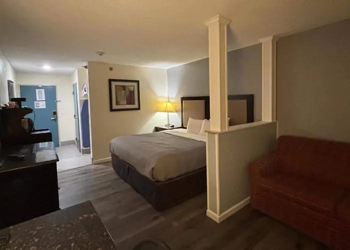 Quality & Near Geneva Hotel 2*
